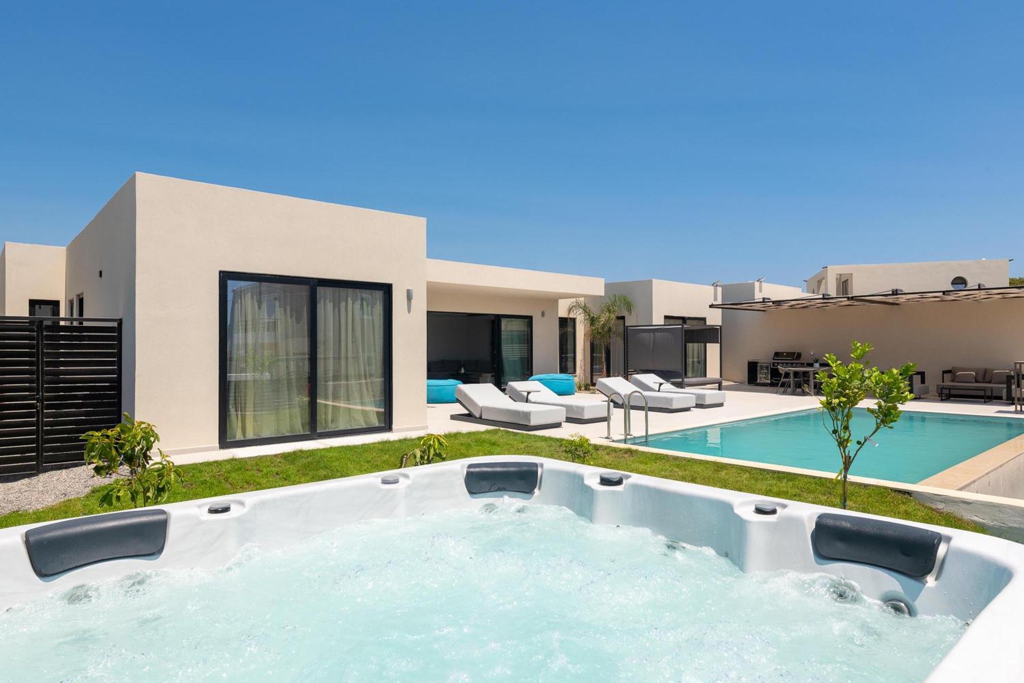 Trapezia Luxury Living Villa Kolymbia Exteriör bild